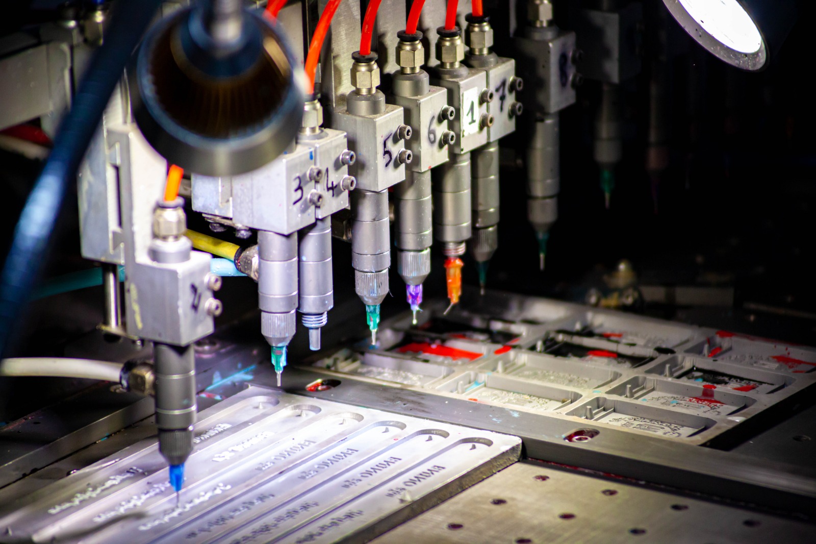 Étiquette silicone streetwear sur textile